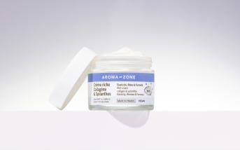 Cette crème est la promesse d’une peau repulpée et lumineuse, recommandée par 100 % des utilisatrices !*