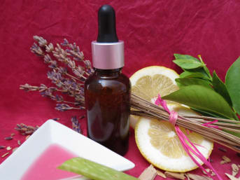 Sérum stop imperfections bi-phase