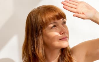 Lumière et peau : bons et mauvais rayons, comment s’en  protéger naturellement