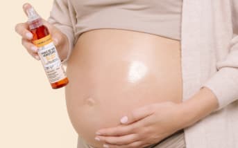 Nos conseils pour prévenir naturellement les vergetures pendant la grossesse