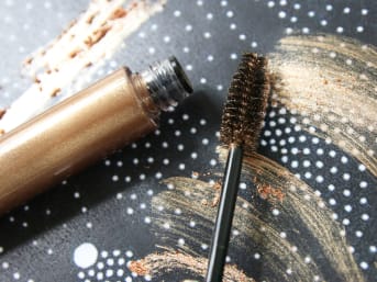Mascara moka & pépites d'or
