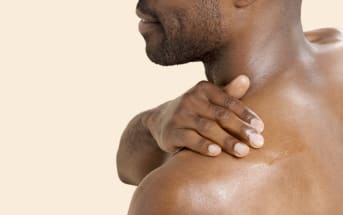 Ce geste tout simple soulage efficacement les douleurs articulaires après le sport (et favorise la récupération) 