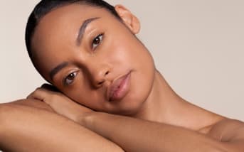 72 heures sans maquillage : ce qui se passe biologiquement dans votre peau