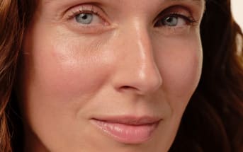 Come alimentazione e sonno influenzano la luminosità della pelle?
