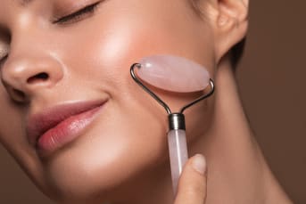 Combien de minutes faut-il vraiment masser son visage pour voir une différence ?