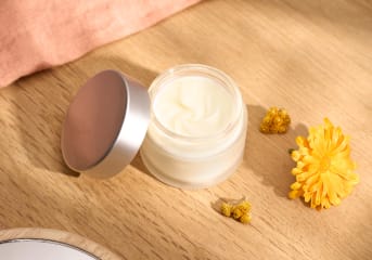 Crema lenitiva anti-arrossamento ai fiori di Calendula ed Elicriso 