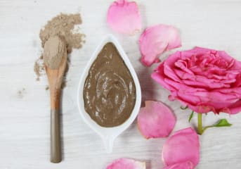 Masque à la rose et au rhassoul purifiant