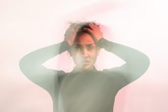 Les bienfaits de la sophrologie pour gérer le stress et l'anxiété au quotidien