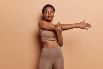 Hack squat : un exercice complet pour renforcer jambes et posture