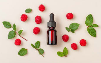 L'huile de framboise : booster d'éclat et alliée bronzage