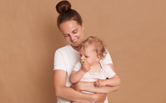 Haptonomie : quels principes et quels bienfaits ?