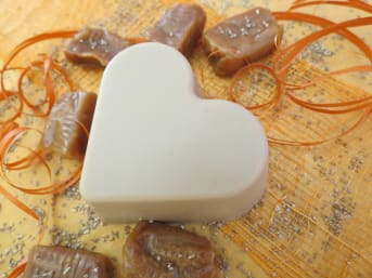 Savon cœur de caramel