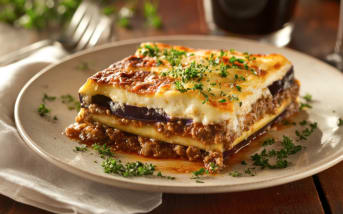 La moussaka : une recette grecque pour mettre l'Aubergine à l'honneur