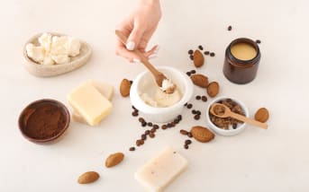  Savons saponifiés à froid : pourquoi ce critère devient essentiel quand on choisit son savon
