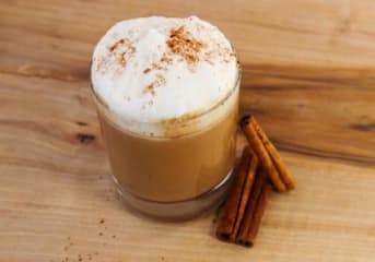 Recette Chocolat chaud à la cannelle, mousse de lait