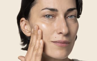 Le relâchement cutané commence dès 25 ans… Une réalité que l’on peut freiner