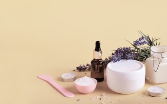 Des recettes de soins naturels à faire soi-même pour une fête des Mères en douceur