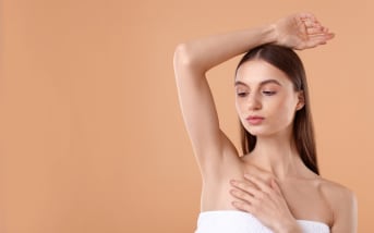Mycose aisselle : comprendre, reconnaître et solutions naturelles