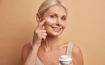 Qual è la migliore crema antirughe per i 50 anni?
