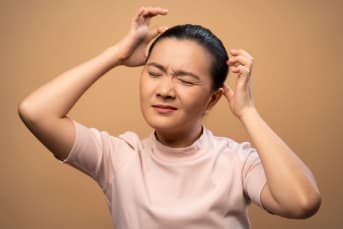 Teigne du cuir chevelu : causes et symptômes
