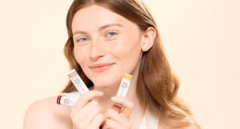 Coco, pêche, cerise… Ce baume à lèvres Aroma-Zone qui fait fondre toutes les bouches