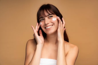 Routine skincare : voici au bout de combien de temps les résultats apparaissent vraiment