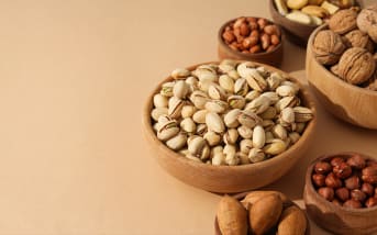 À l’apéro, cacahuète ou pistache ? Quel est le meilleur choix pour sa santé