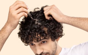 Voici comment booster l’efficacité du sérum Peptides & Pois Aroma-Zone (une chevelure plus dense en seulement 90 jours !)