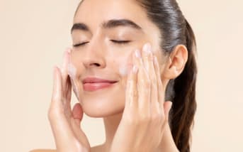 Nettoyage du visage au naturel