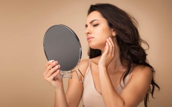 Ces habitudes qui détruisent l’effet de vos soins visage
