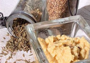 Purée de pois chiches (Houmous) à l'huile essentielle de Cumin