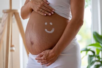 Vergetures après grossesse : tout ce qu'il faut savoir