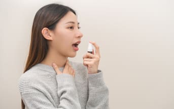 Mauvaise haleine, causes et remèdes naturels ?