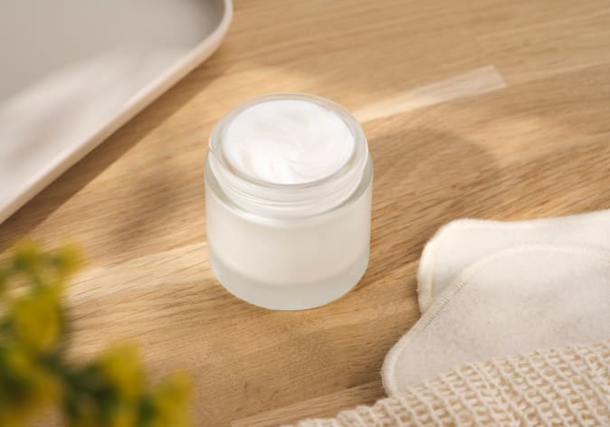 Crème nettoyante et démaquillante visage & yeux