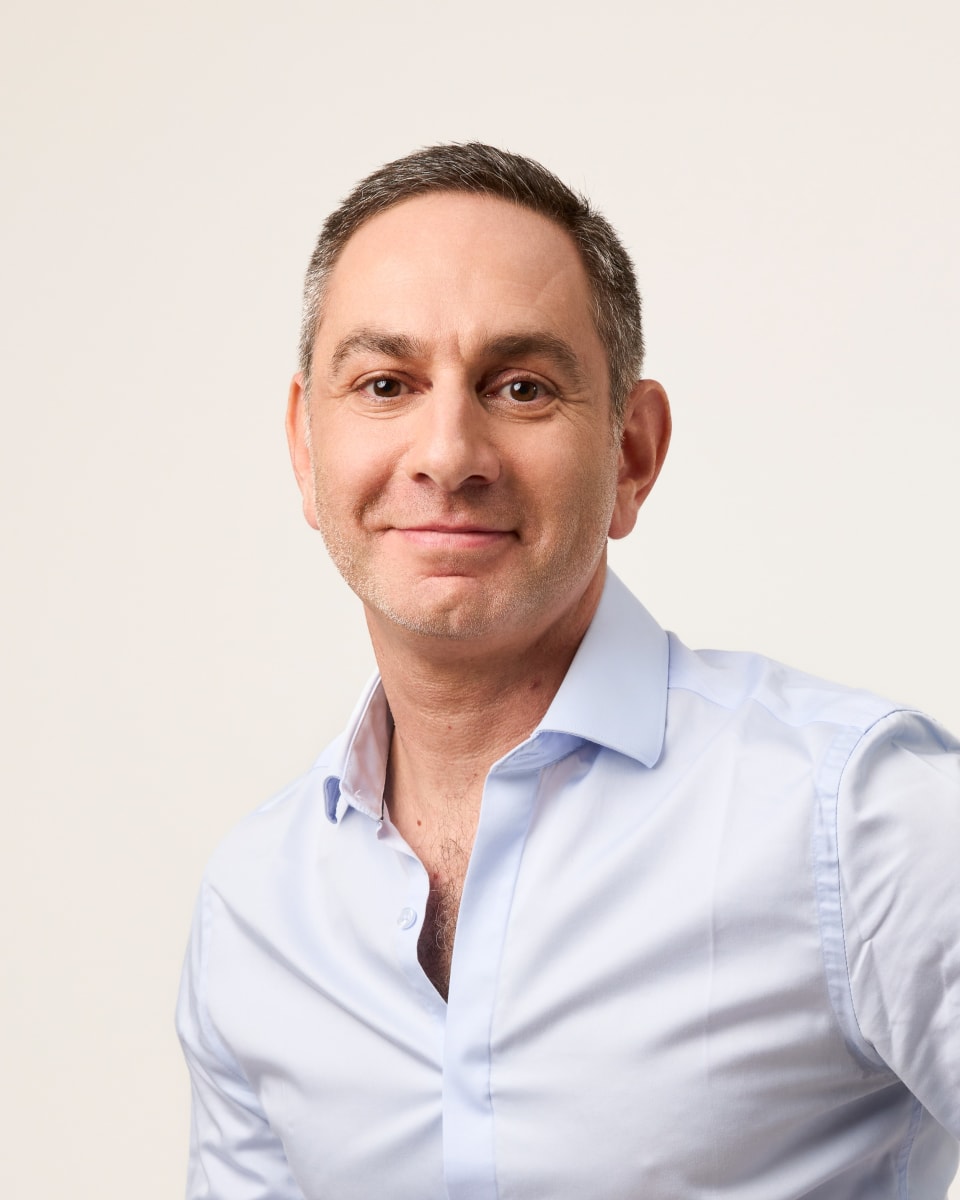 Portrait_Anthony_Touboul
