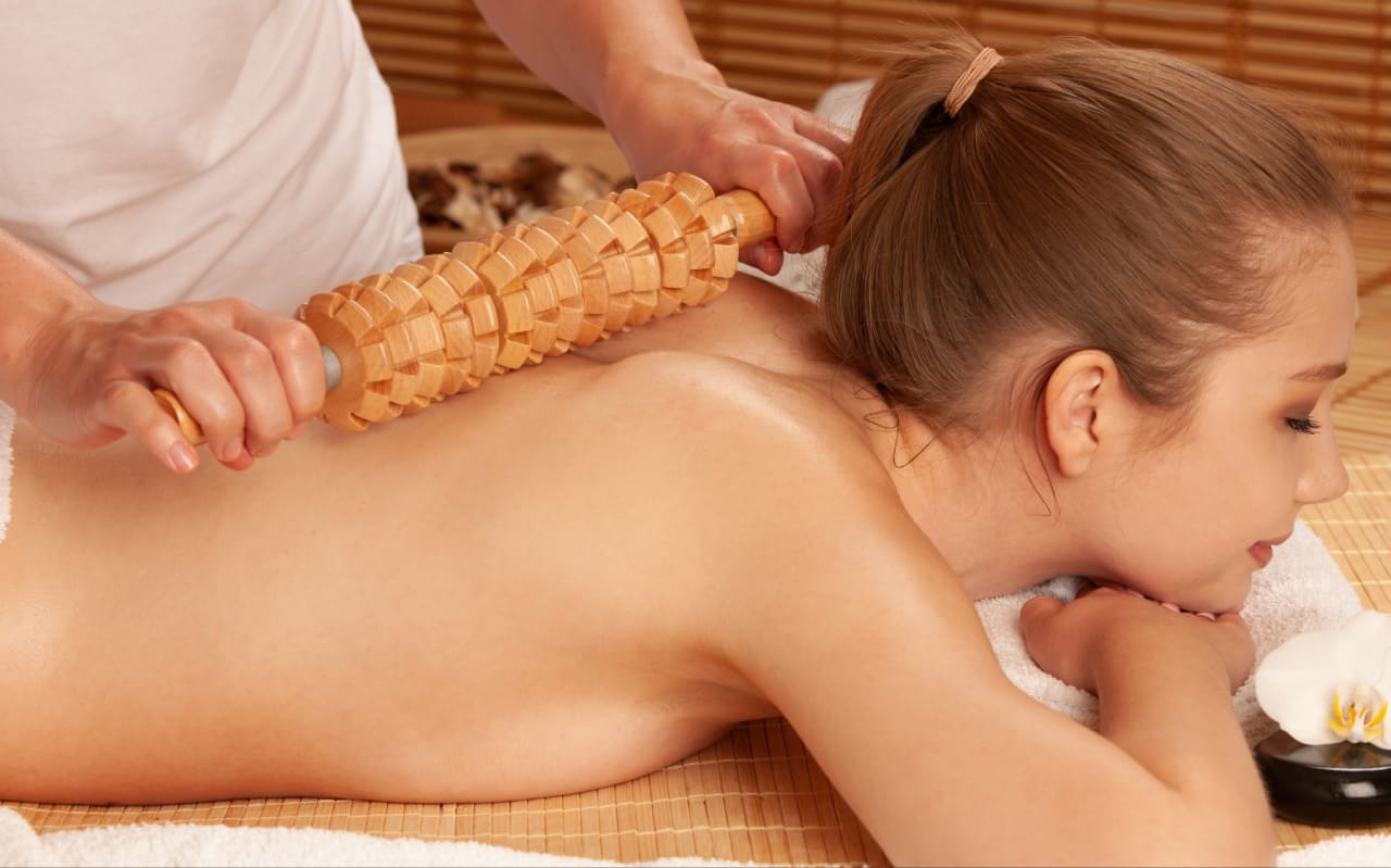La madérothérapie : les bienfaits des massages au bois