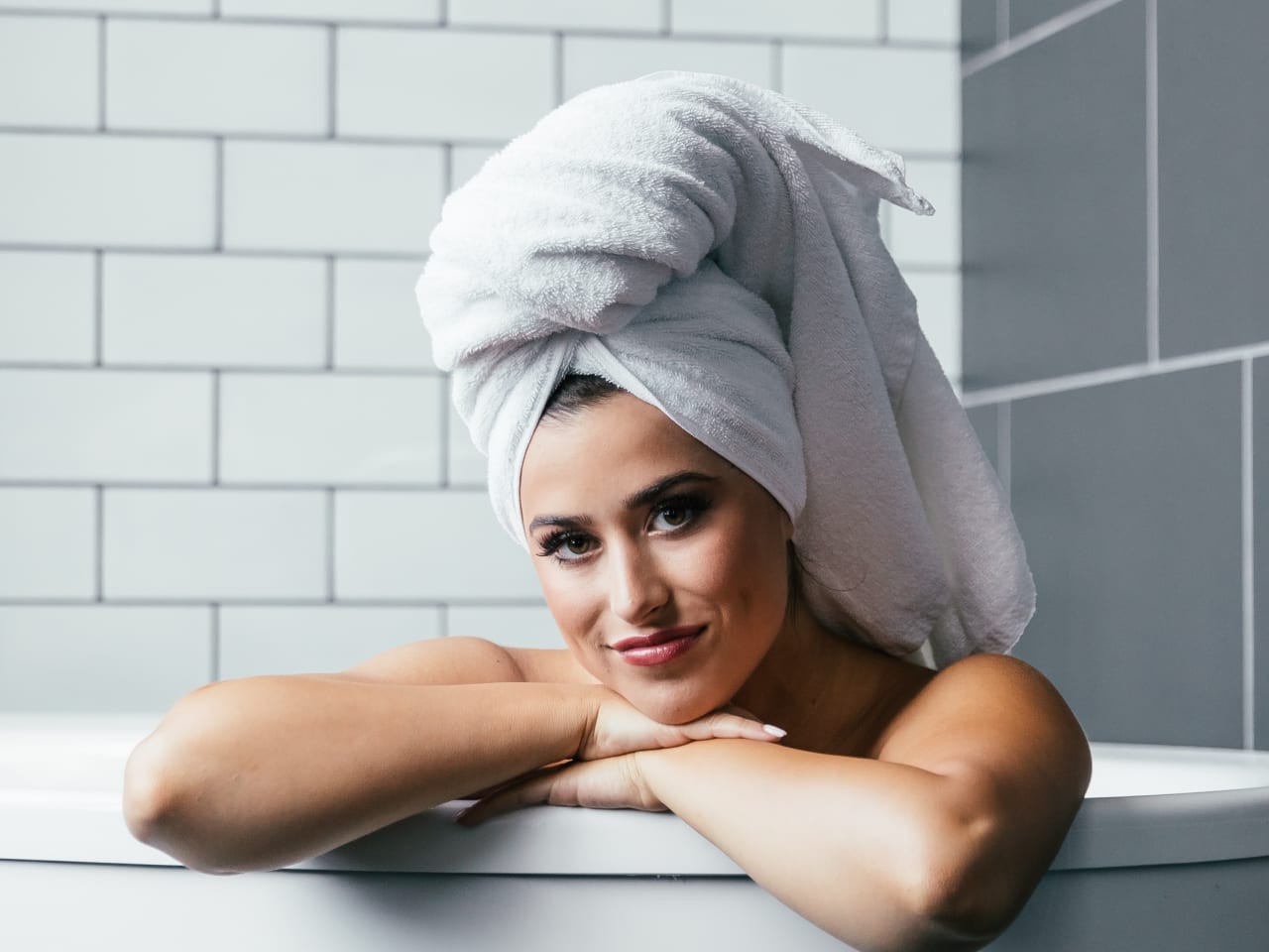 10 idee di maschere per capelli naturali fai da te