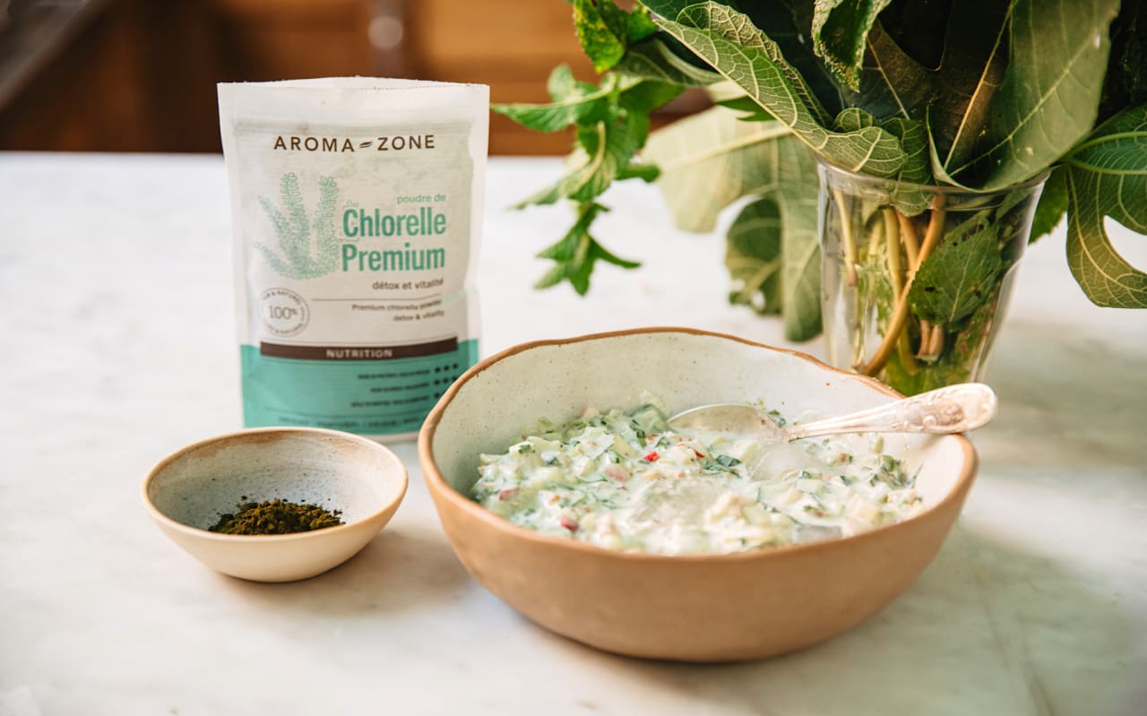 Comment utiliser la chlorelle et le concombre dans une soupe froide pleine de fraîcheur ?