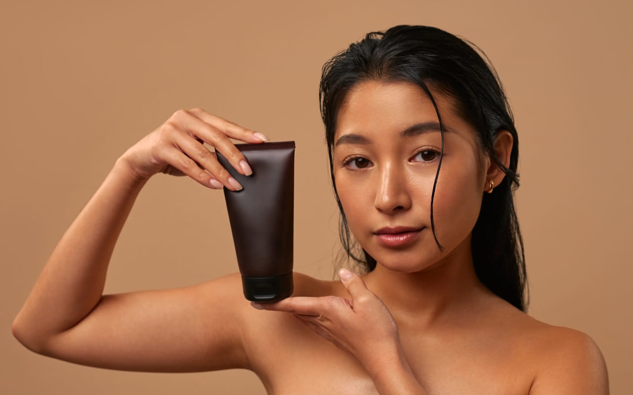 Complexe Hydratation Intense : l’atout sur-mesure pour une peau  durablement désaltérée