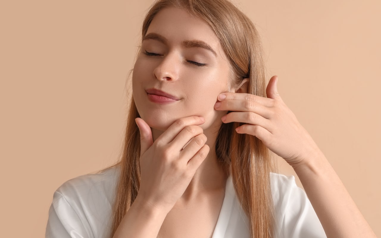 Comment enlever le double menton naturellement ?
