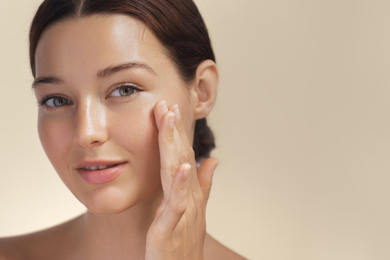 Satin skin: tutto quello che c'è da sapere su questa tendenza