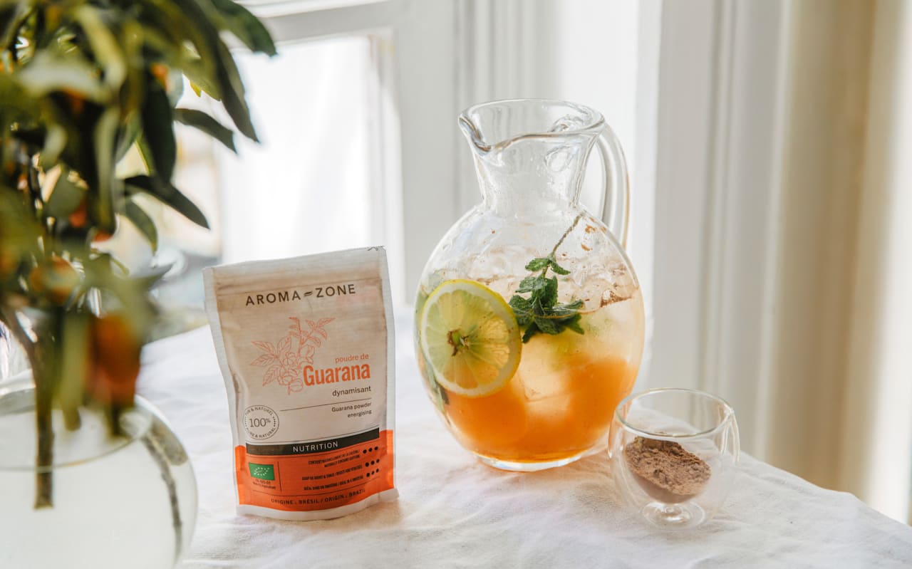 Agua fresca pêche, menthe & guarana : une boisson fraîche et naturellement tonique