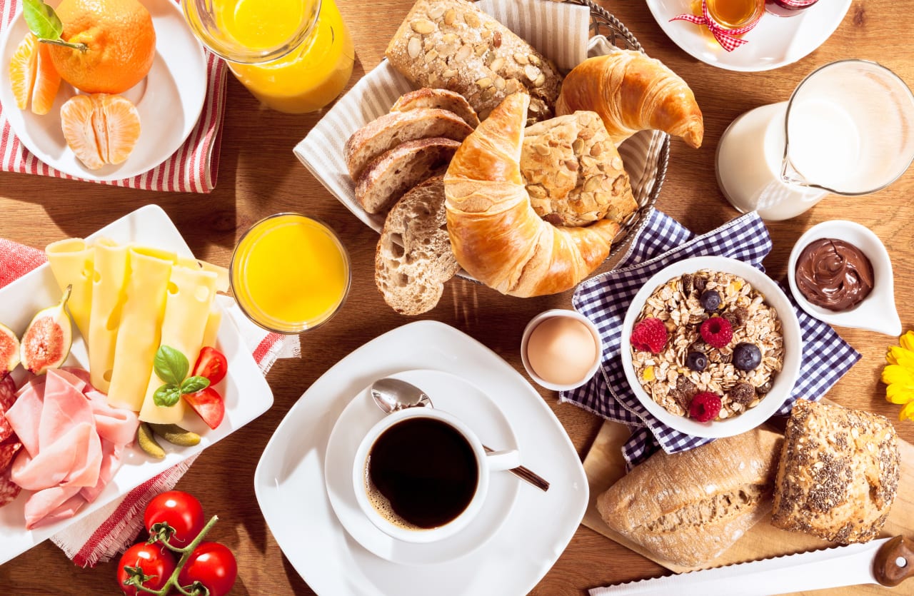 Un brunch maison pour savourer vos résolutions sans culpabilité