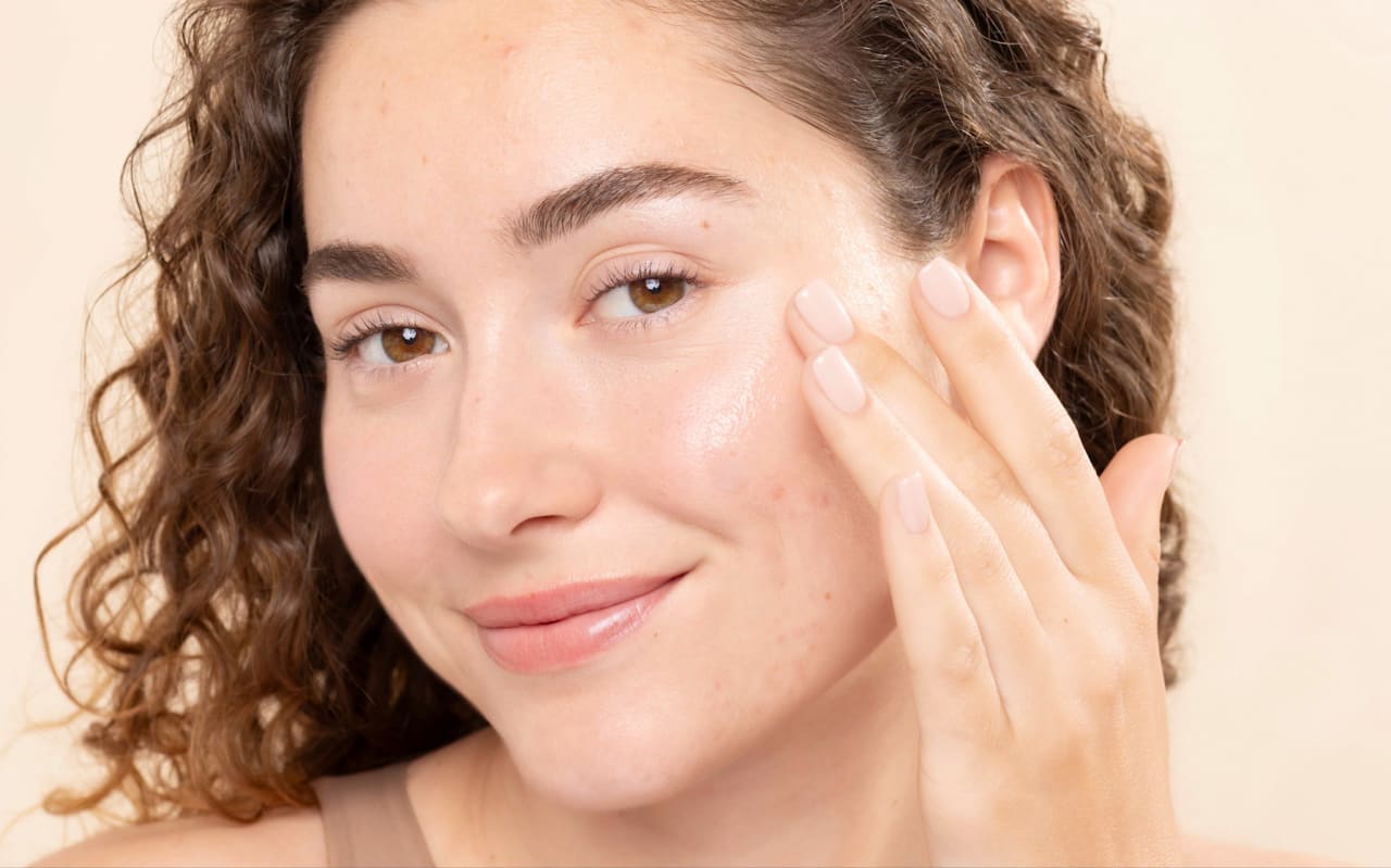 Routine serale rigenerante: viso e corpo in equilibrio sotto i 30 €