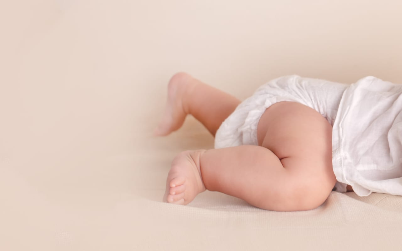 Erythème fessier : causes, symptômes et solutions naturelles