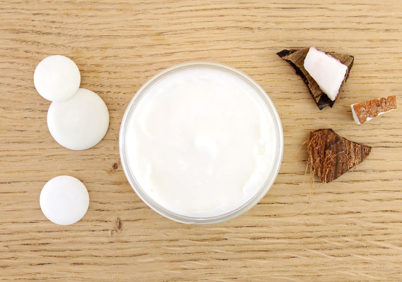 Q373283 Baume-pour-le-Corps-Chocolat-Blanc-Coco-Nourrissant web