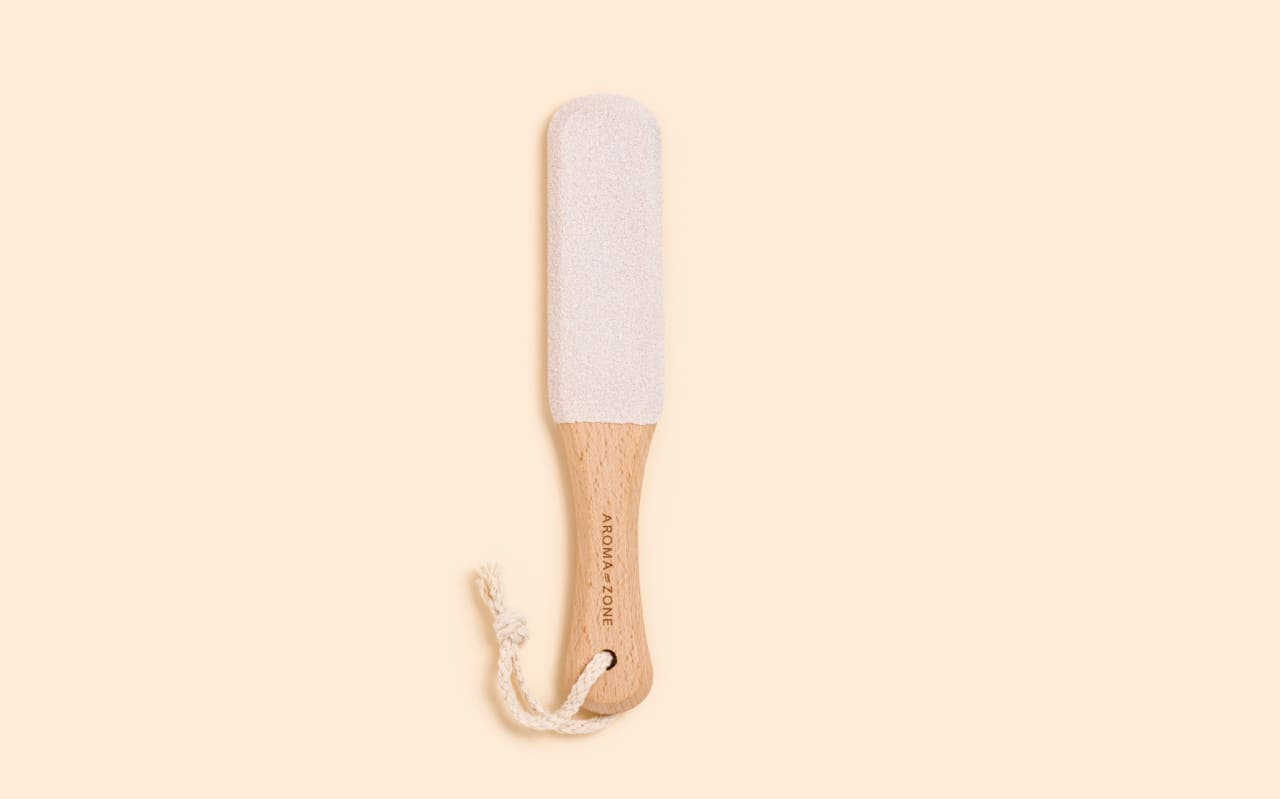 Comment bien utiliser une râpe pour les pieds et retrouver des pieds doux ?