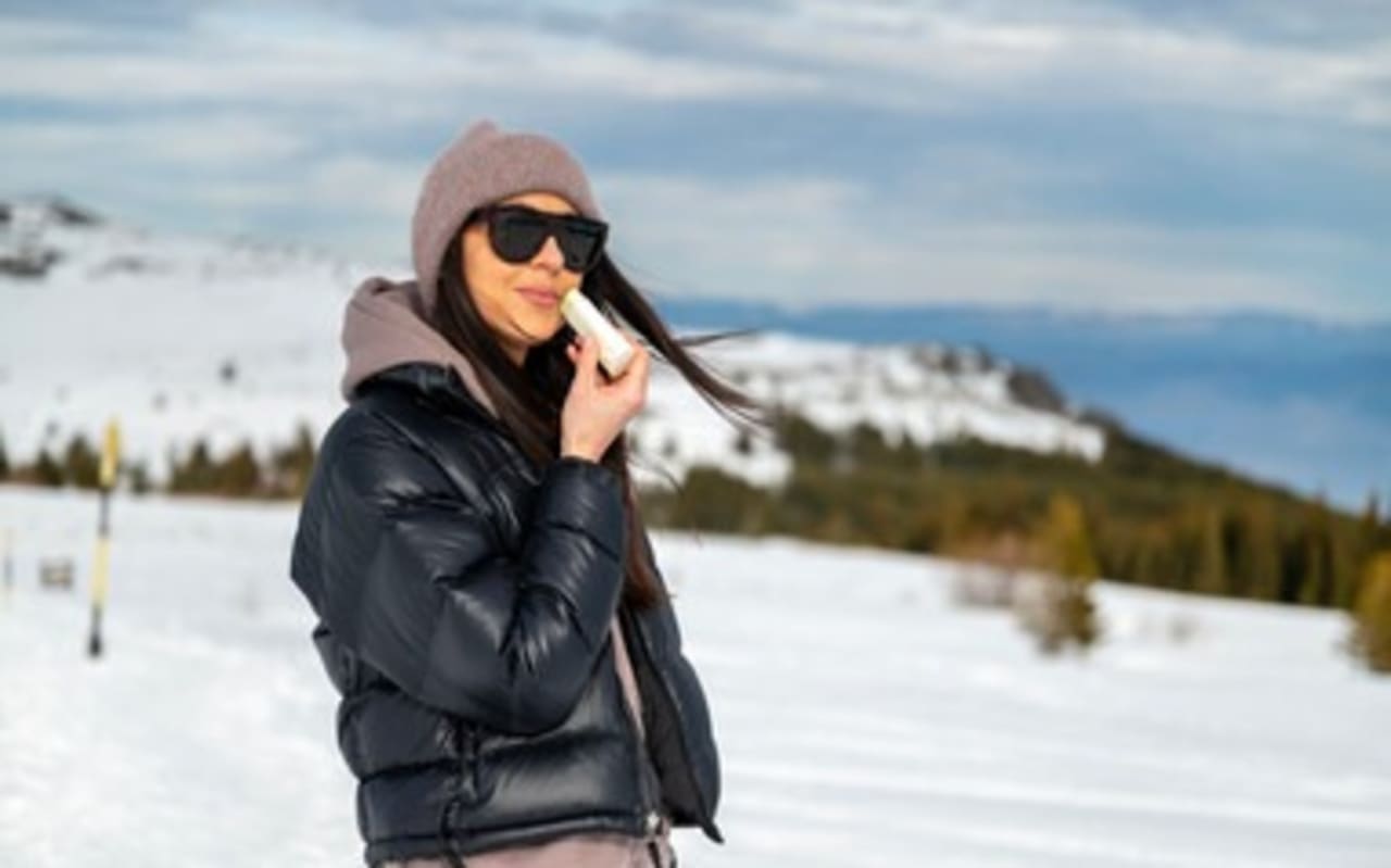 Ski et soleil : l’erreur que tout le monde fait avec sa protection UV