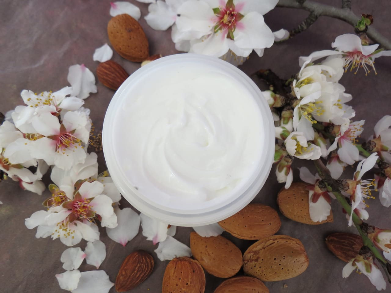 Body butter "Amande"