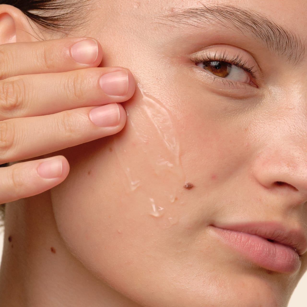modele skincare MC